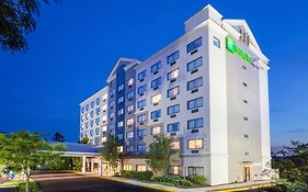 Holiday Inn Express Hauppauge-Long Island By Ihg